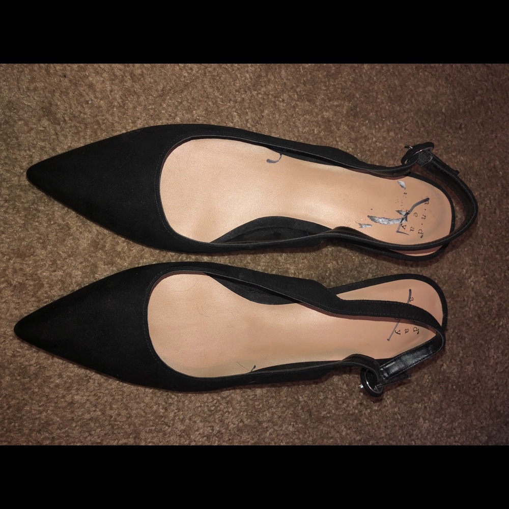 Pointed Toe suede heels